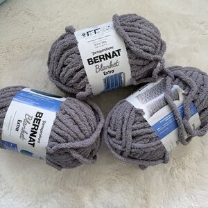 Bernat Blanket Extra Plush Yarn - Gray (3 Skeins)